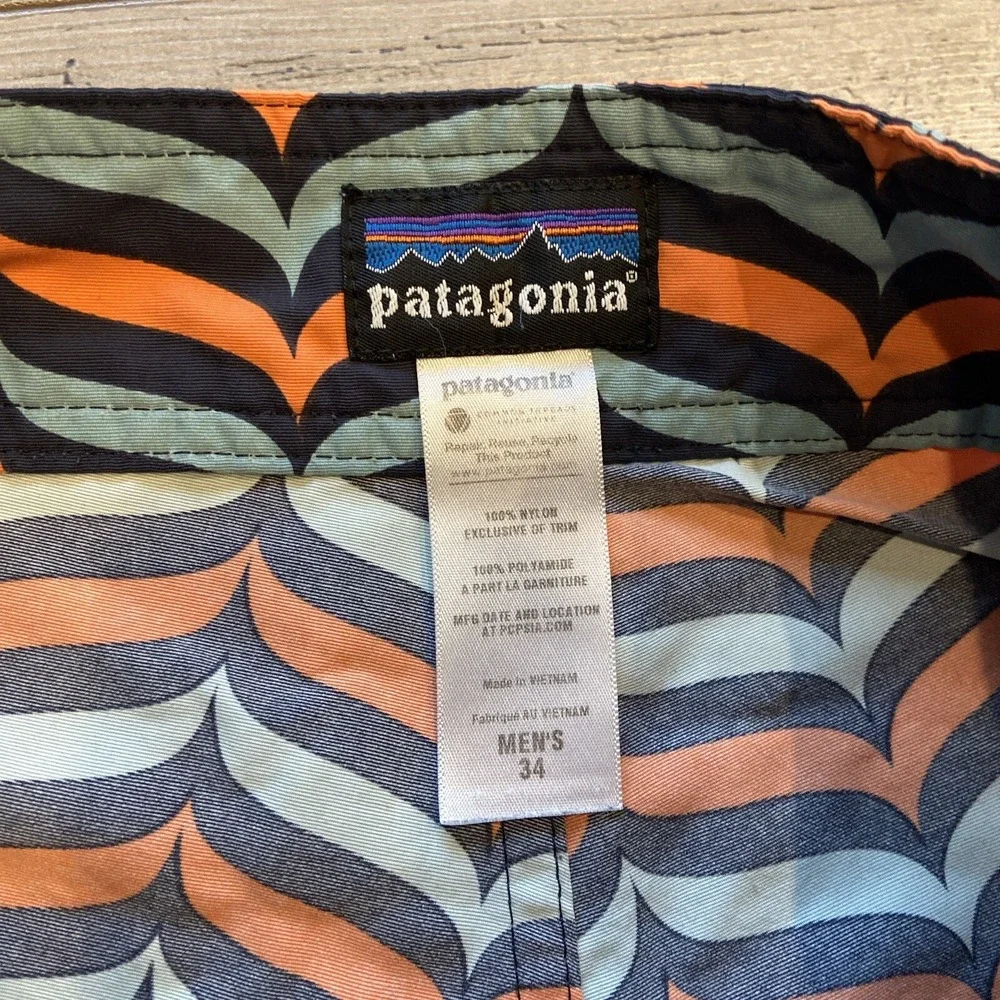 Patagonia enjoy waves